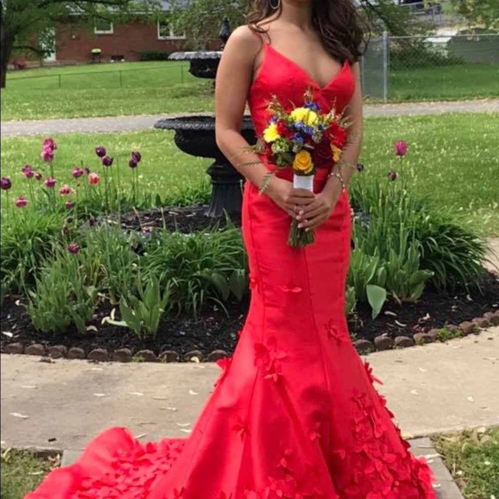 Sherri Hill
